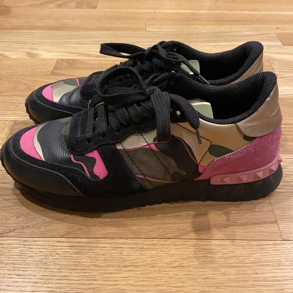 Valentino Pink & Green Camo Rockstud Sneakers Women’s Size 7